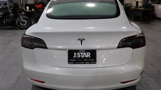 2019 Tesla Model 3 5YJ3E1EA0KF415961
