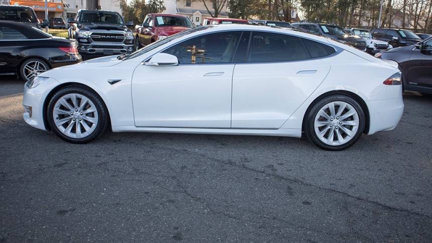 2018 Tesla Model S 5YJSA1E27JF244267