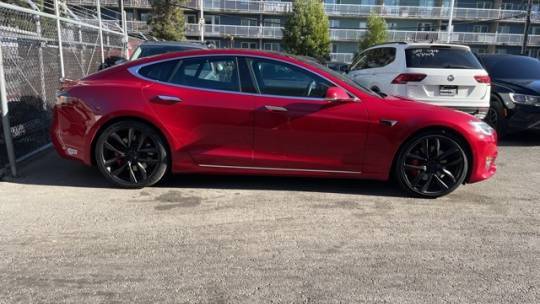 2018 Tesla Model S 5YJSA1E44JF276028