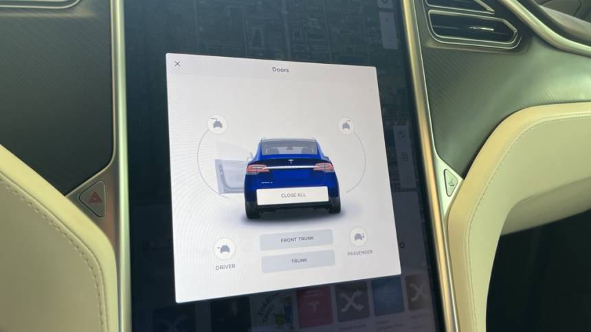 2017 Tesla Model X 5YJXCBE2XHF040157