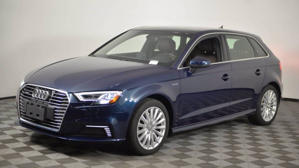 2018 Audi A3 Sportback e-tron WAUTPBFF0JA062975