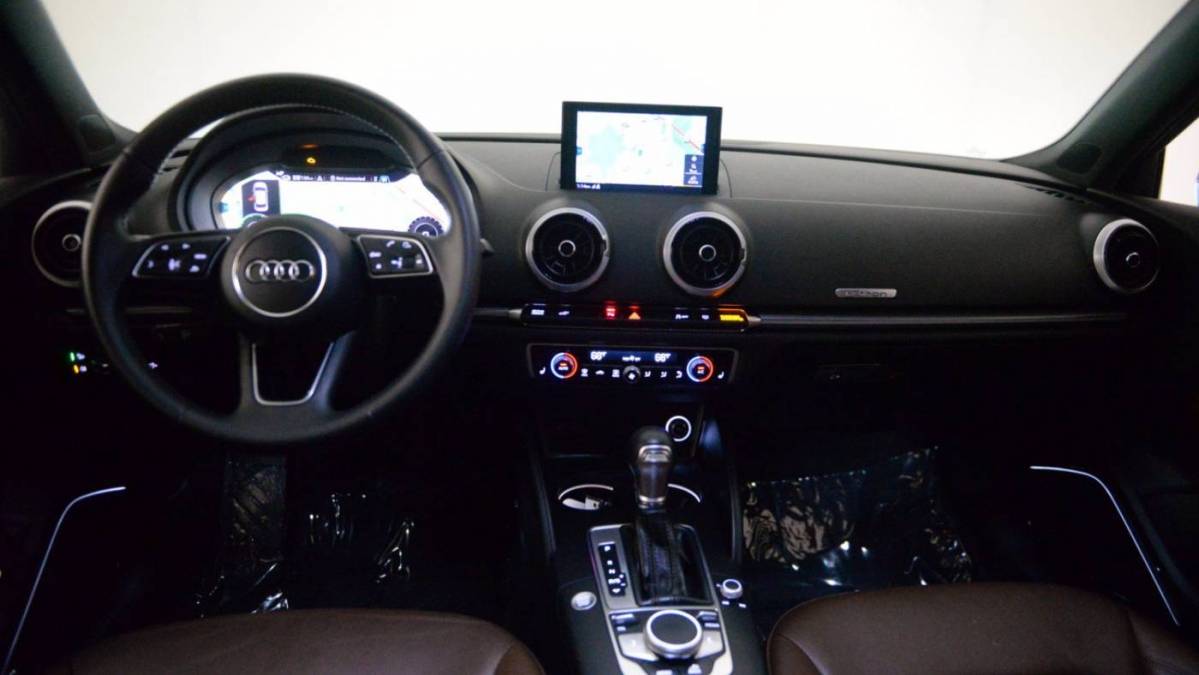 2018 Audi A3 Sportback e-tron WAUTPBFF0JA062975