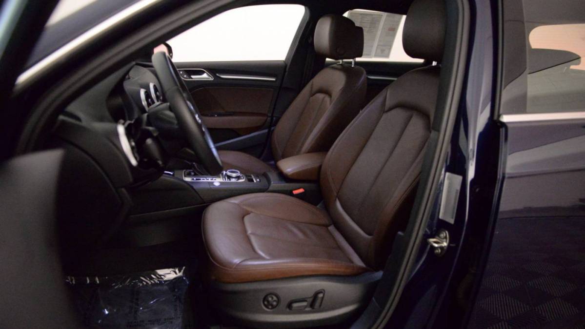 2018 Audi A3 Sportback e-tron WAUTPBFF0JA062975