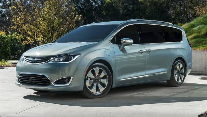 2020 Chrysler Pacifica 2C4RC1N72LR235231