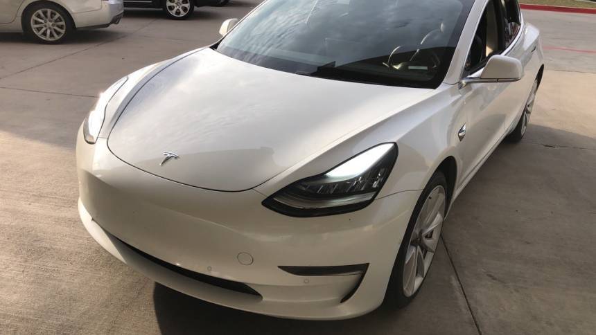 Photo of 2019 Tesla Model 3