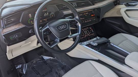 2019 Audi e-tron WA1LAAGE3KB013229