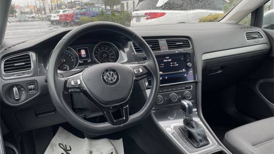 2019 Volkswagen e-Golf WVWKR7AU4KW913871