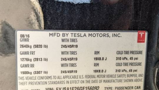 2016 Tesla Model S 5YJSA1E26GF156092