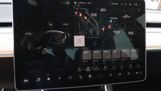 2019 Tesla Model 3 5YJ3E1EA5KF327259