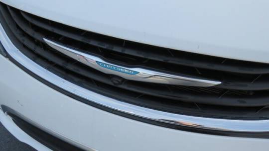 2019 Chrysler Pacifica Hybrid 2C4RC1N74KR551096