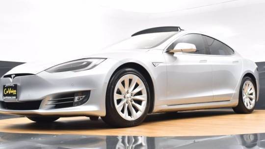 2016 Tesla Model S 5YJSA1E2XGF141840