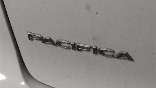 2018 Chrysler Pacifica Hybrid 2C4RC1N75JR359006