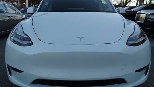 2021 Tesla Model Y 5YJYGDEE0MF065996