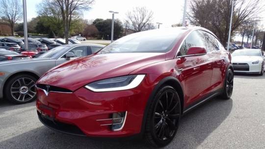 2017 Tesla Model X 5YJXCBE24HF047721