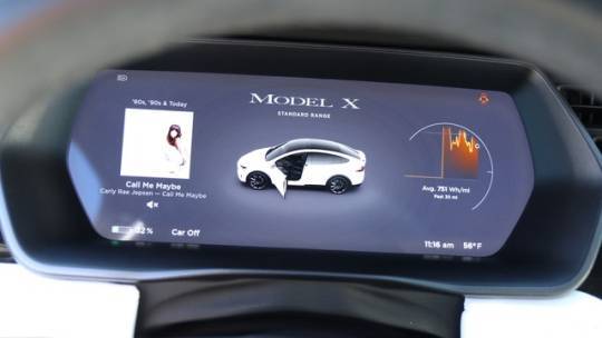 2019 Tesla Model X 5YJXCAE26KF184421