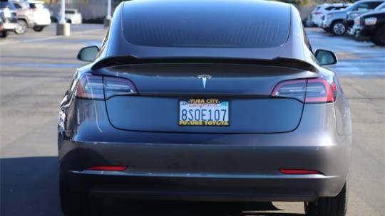2019 Tesla Model 3 5YJ3E1EA1KF301855