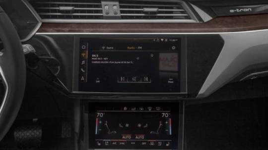 2019 Audi e-tron WA1LABGE6KB021265