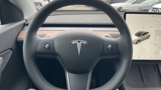 2021 Tesla Model Y 5YJYGDEE1MF279234