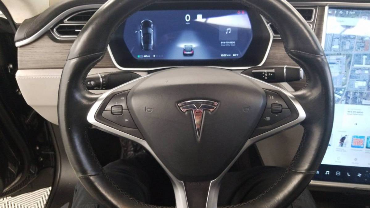 2015 Tesla Model S 5YJSA4H2XFF096829
