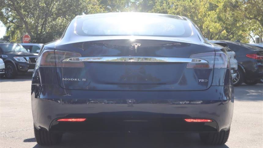 2018 Tesla Model S 5YJSA1E26JF271539