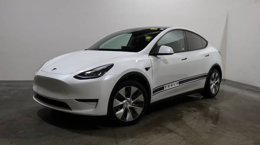 2021 Tesla Model Y 5YJYGDEE1MF083598