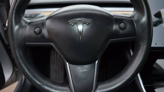 2018 Tesla Model 3 5YJ3E1EAXJF007904