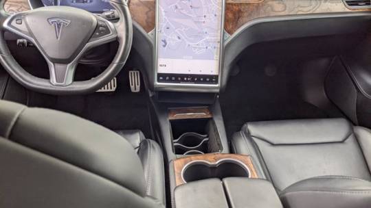 2018 Tesla Model S 5YJSA1E43JF243067