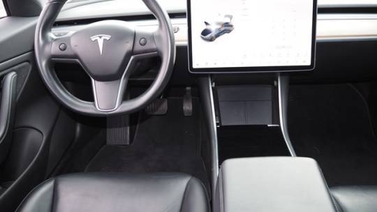 2019 Tesla Model 3 5YJ3E1EAXKF325653
