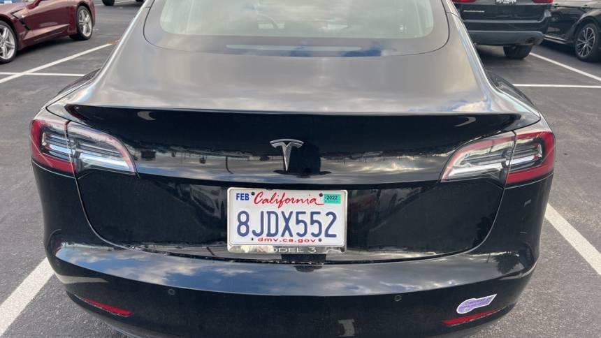 2018 Tesla Model 3 5YJ3E1EA8JF173256