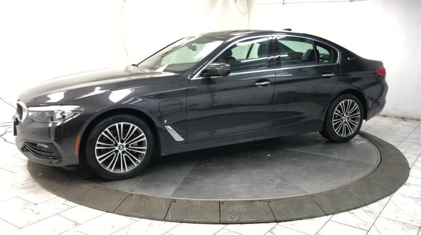 2018 BMW 5 Series WBAJB1C59JB375030