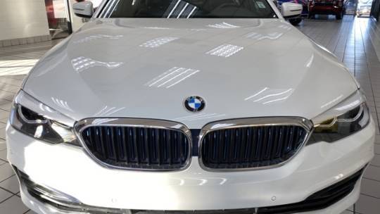 2019 BMW 5 Series WBAJA9C52KB254410