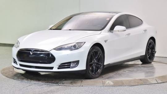 2014 Tesla Model S 5YJSA1S13EFP45108