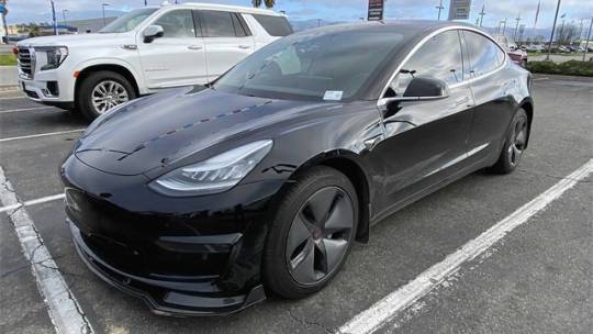 2019 Tesla Model 3 5YJ3E1EA8KF305501
