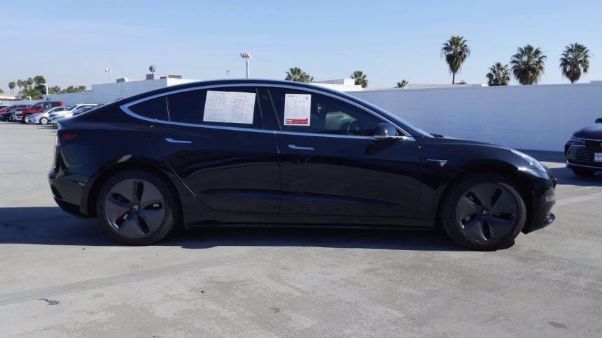 2018 Tesla Model 3 5YJ3E1EA5JF056721