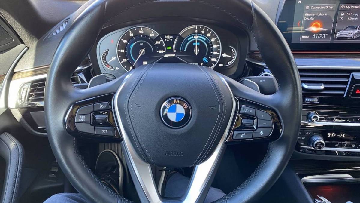 2019 BMW 5 Series WBAJA9C58KB388564