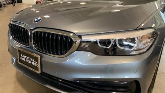 2019 BMW 5 Series WBAJB1C59KB375305