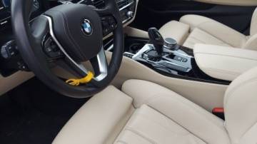 2019 BMW 5 Series WBAJA9C51KB399471
