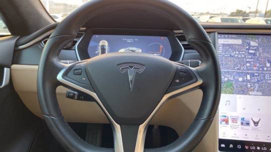 2016 Tesla Model S 5YJSA1E29GF137813