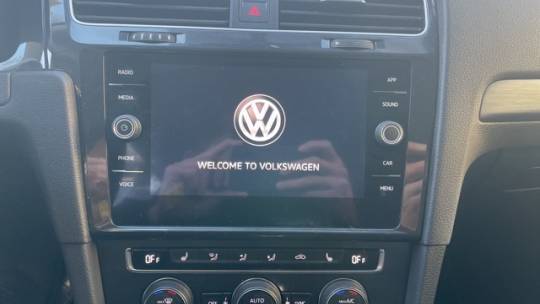 2019 Volkswagen e-Golf WVWKR7AU7KW911600
