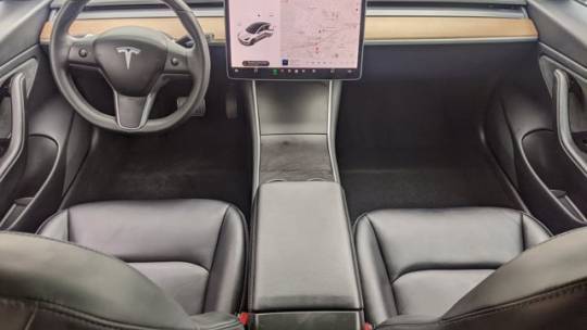 2019 Tesla Model 3 5YJ3E1EB1KF511638