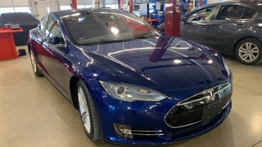 2015 Tesla Model S 5YJSA1S29FF088714