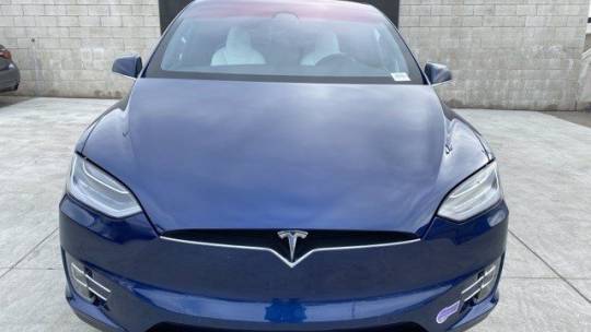 2018 Tesla Model X 5YJXCAE27JF126879