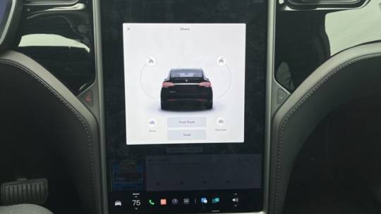 2018 Tesla Model X 5YJXCAE25JF120935