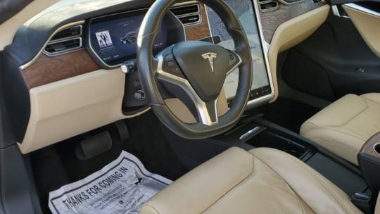 2017 Tesla Model S 5YJSA1E28HF190570