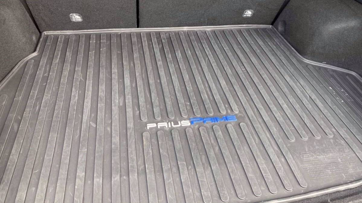 2018 Toyota Prius Prime JTDKARFP1J3076406