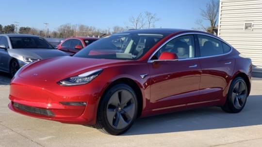 2019 Tesla Model 3 5YJ3E1EA4KF400685