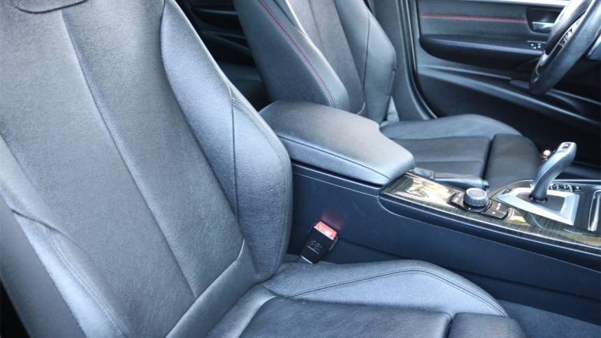 2017 BMW 3 Series WBA8E1C38HA158654