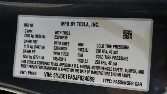 2018 Tesla Model 3 5YJ3E1EA5JF024089
