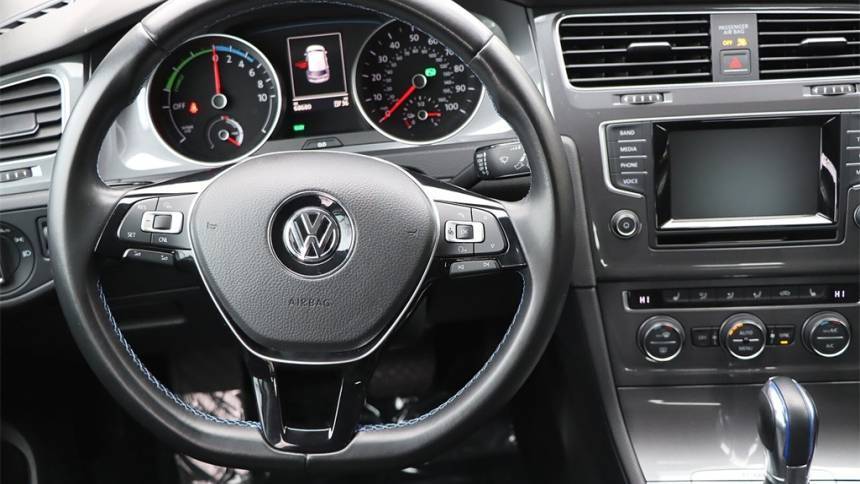 2015 Volkswagen e-Golf WVWPP7AUXFW911575