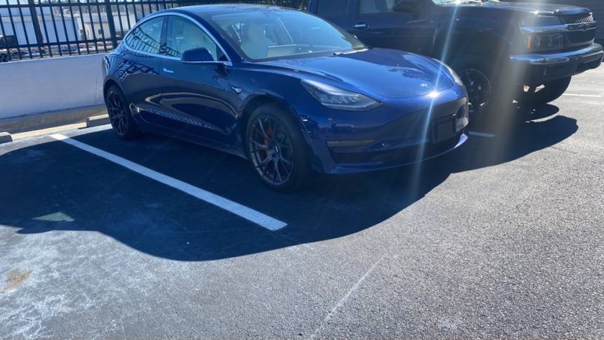 2019 Tesla Model 3 5YJ3E1EB4KF231700